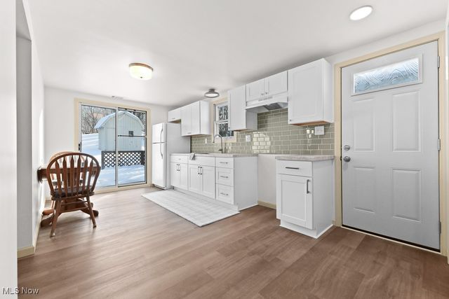 961 Crestline Drive, Akron, OH 44312