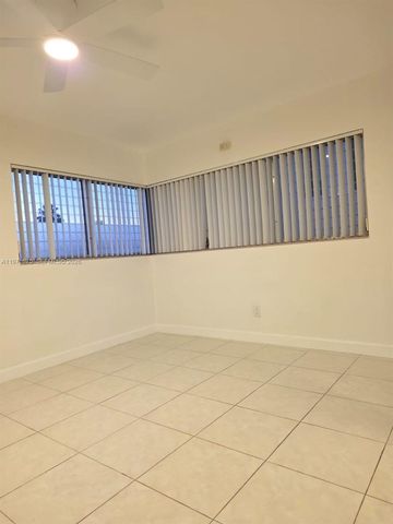 9490 E Bay Harbor Dr 102, Bay Harbor Islands, FL 33154