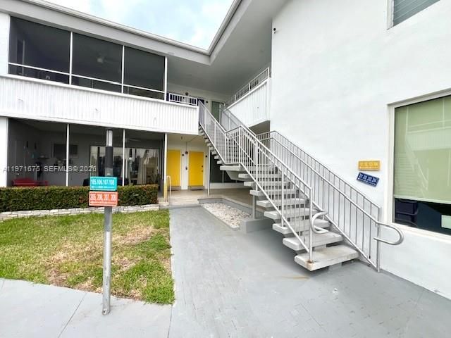 9490 E Bay Harbor Dr 102, Bay Harbor Islands, FL 33154