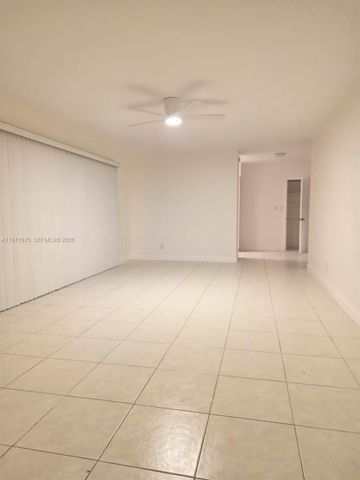 9490 E Bay Harbor Dr 102, Bay Harbor Islands, FL 33154