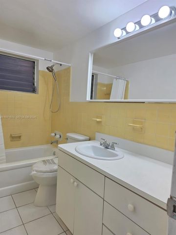 9490 E Bay Harbor Dr 102, Bay Harbor Islands, FL 33154