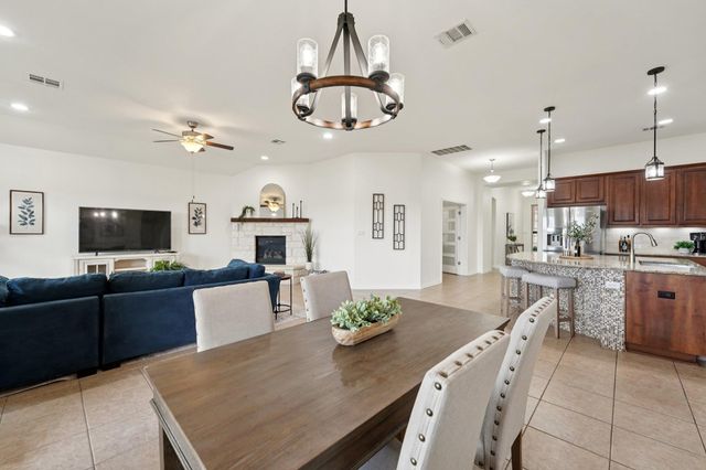 2421 Shumard Bluff DR, Leander, TX 78641