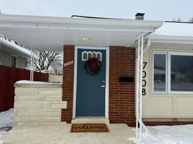 7008 Baring Avenue, Hammond, IN 46324