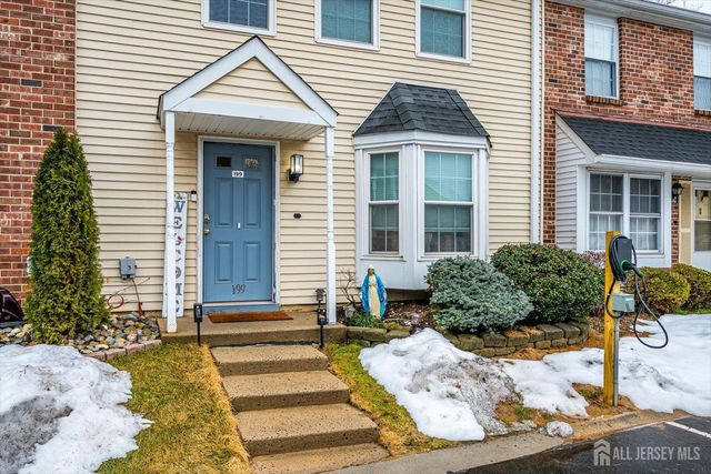 199 Applegate Lane, East Brunswick, NJ 08816
