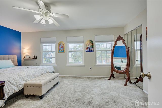 199 Applegate Lane, East Brunswick, NJ 08816