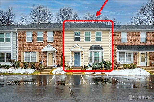 199 Applegate Lane, East Brunswick, NJ 08816