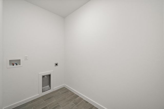 6771 NW County Road 1146, Barry, TX 75102