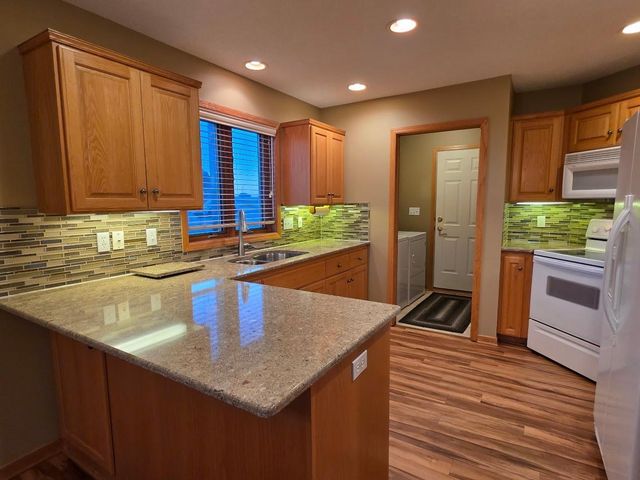 5006 Greens Drive NW, Rochester, MN 55901