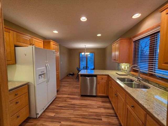 5006 Greens Drive NW, Rochester, MN 55901