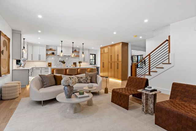 236 Fairhaven Rd, Concord, MA 01742