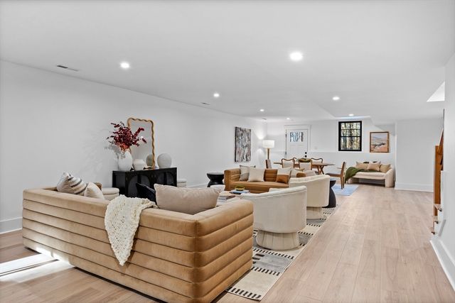 236 Fairhaven Rd, Concord, MA 01742