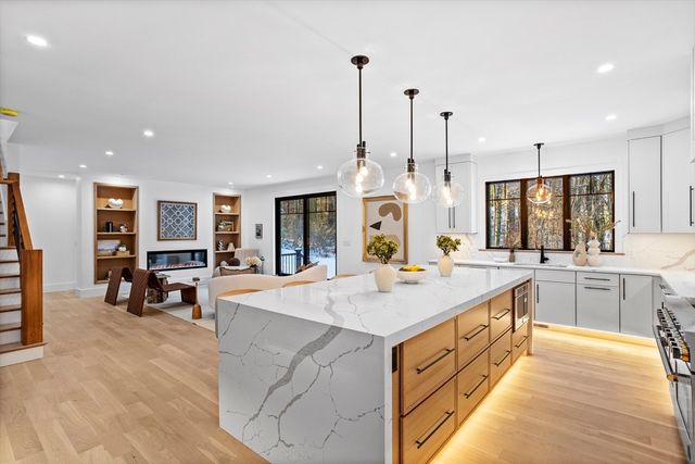 236 Fairhaven Rd, Concord, MA 01742