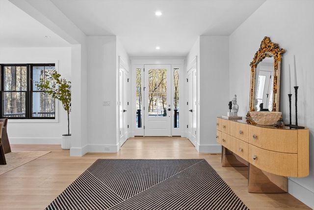 236 Fairhaven Rd, Concord, MA 01742