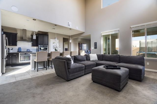 2932 Walsh Loop SE, Rio Rancho, NM 87124