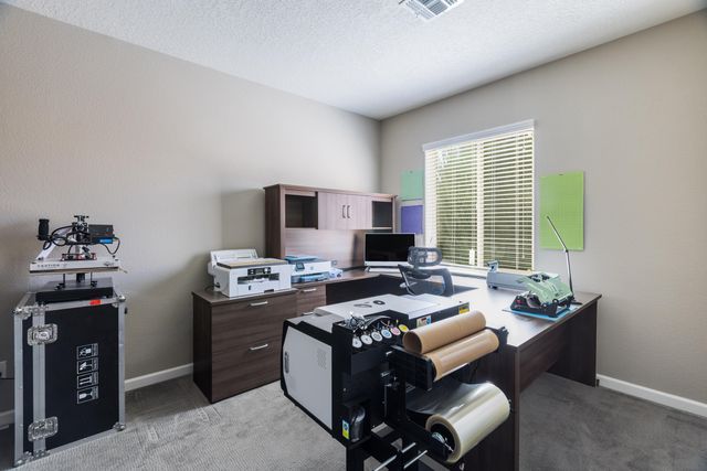 2932 Walsh Loop SE, Rio Rancho, NM 87124