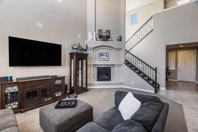 2932 Walsh Loop SE, Rio Rancho, NM 87124