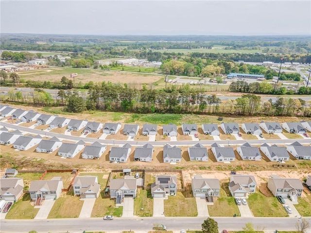 315 Soldiers Pathway, Calhoun, GA 30701