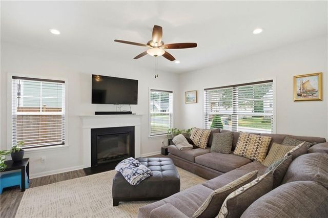 315 Soldiers Pathway, Calhoun, GA 30701