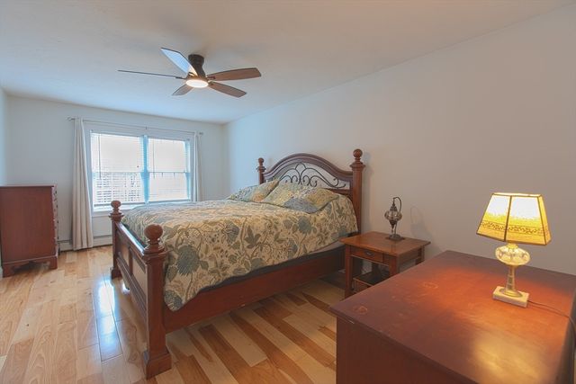 17 Foster Ct, Gardner, MA 01440