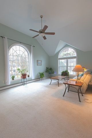 17 Foster Ct, Gardner, MA 01440