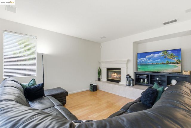 2076 Catalpa Way, Antioch, CA 94509