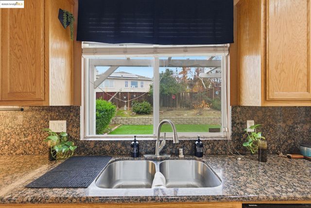 2076 Catalpa Way, Antioch, CA 94509