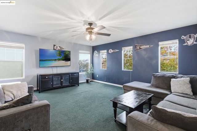 2076 Catalpa Way, Antioch, CA 94509