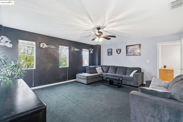 2076 Catalpa Way, Antioch, CA 94509