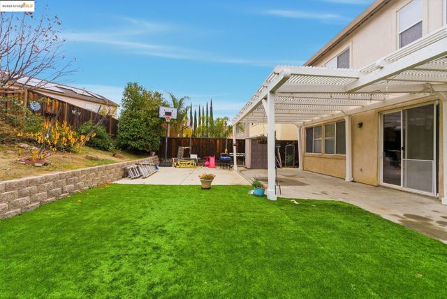 2076 Catalpa Way, Antioch, CA 94509