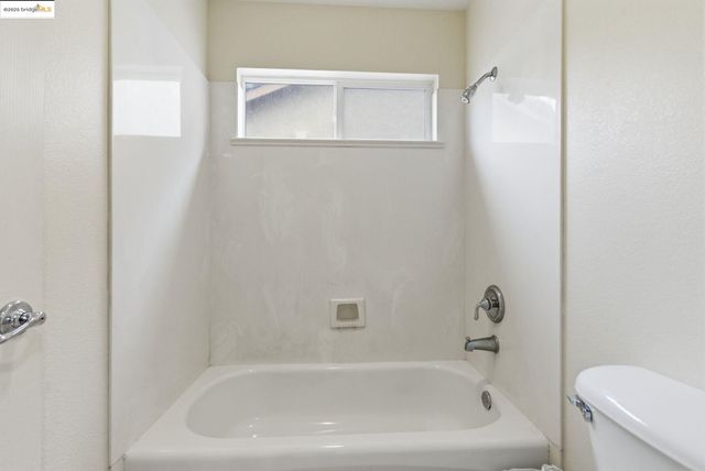 2076 Catalpa Way, Antioch, CA 94509