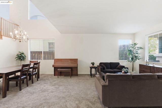 2076 Catalpa Way, Antioch, CA 94509