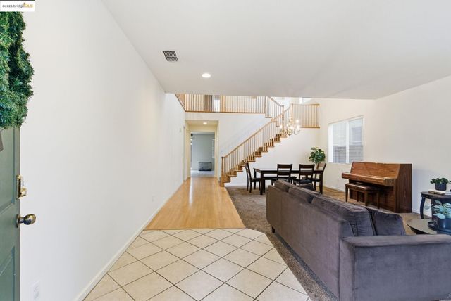 2076 Catalpa Way, Antioch, CA 94509