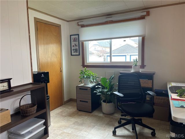 33 Moreland Street, Buffalo, NY 14206