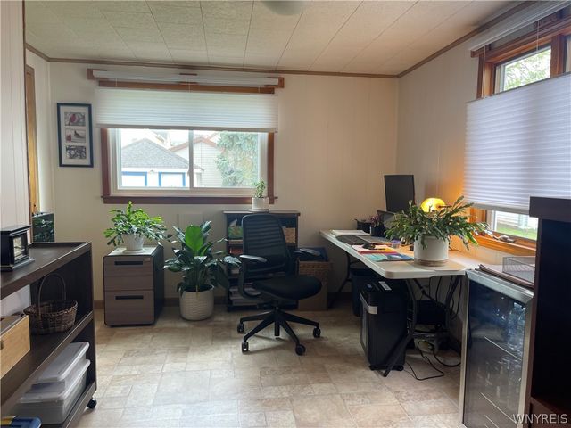 33 Moreland Street, Buffalo, NY 14206
