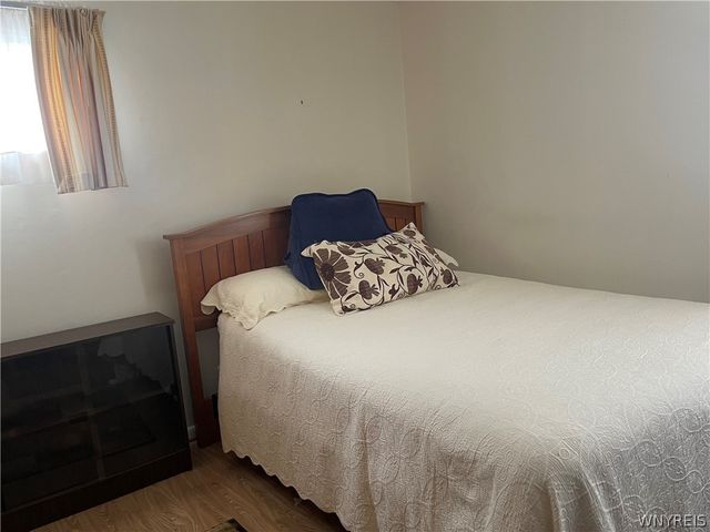 33 Moreland Street, Buffalo, NY 14206