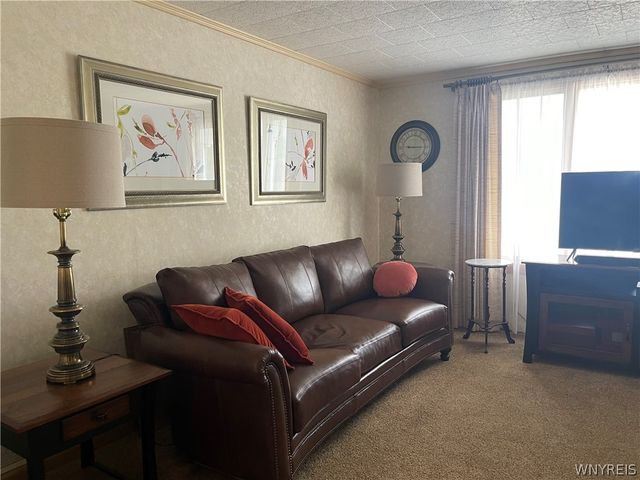 33 Moreland Street, Buffalo, NY 14206