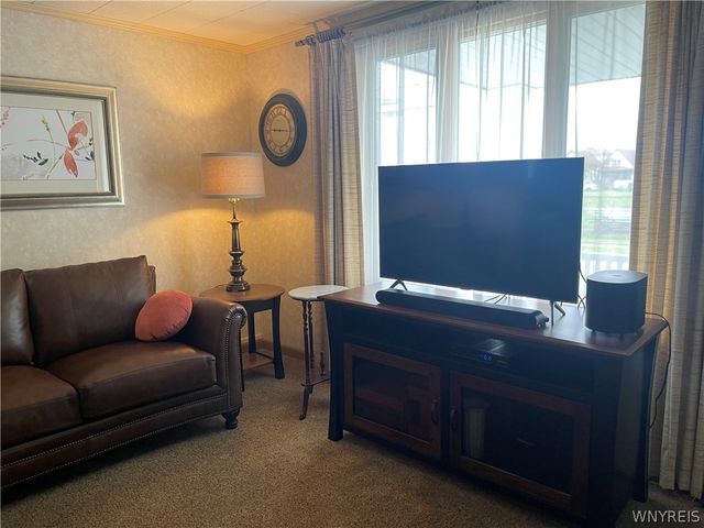 33 Moreland Street, Buffalo, NY 14206