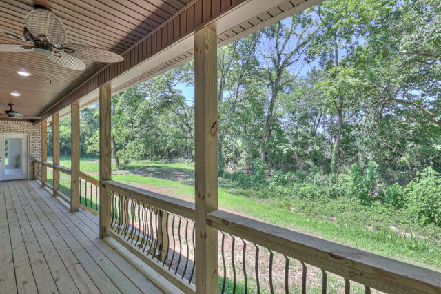 3931 Taylors Store Rd, Hampshire, TN 38461