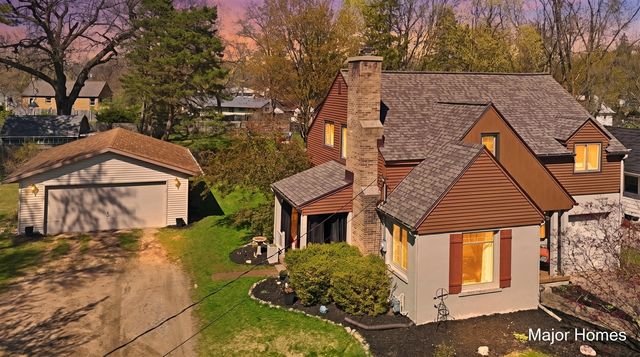 1017 Lamberton Street, Grand Rapids, MI 49505