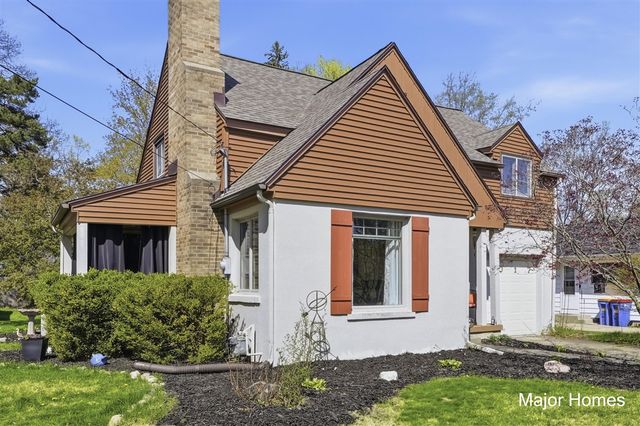 1017 Lamberton Street, Grand Rapids, MI 49505