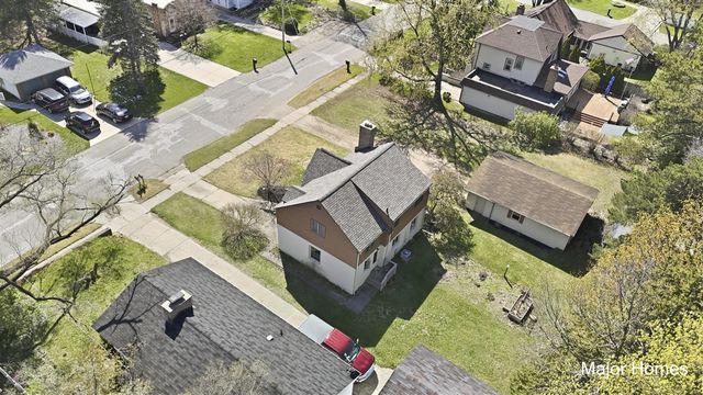 1017 Lamberton Street, Grand Rapids, MI 49505
