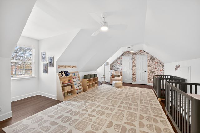 709 Ashworth Cir, Nashville, TN 37211