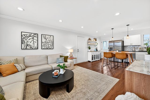 709 Ashworth Cir, Nashville, TN 37211