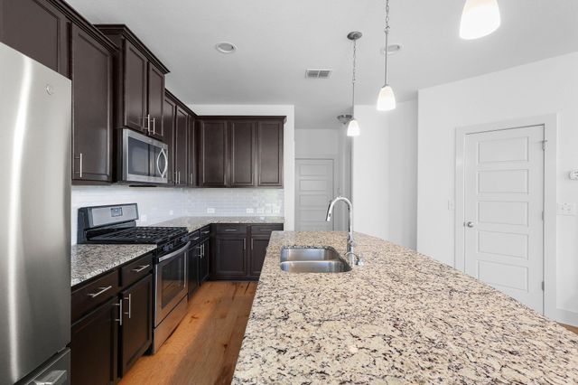 7208 Bertram CT, Austin, TX 78741