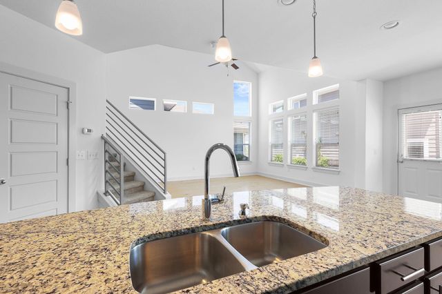 7208 Bertram CT, Austin, TX 78741