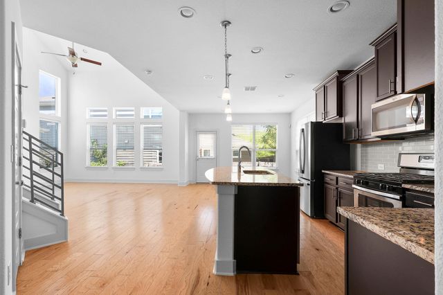 7208 Bertram CT, Austin, TX 78741