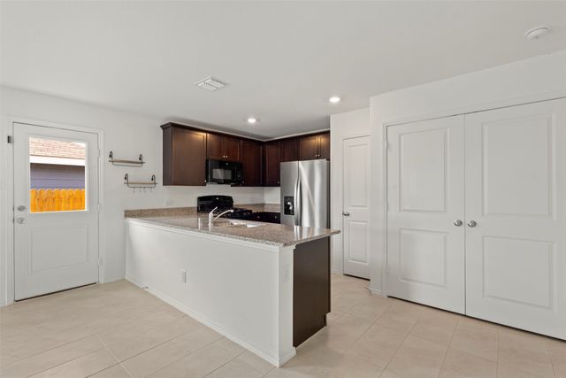 3702 Haydon Hill Road, Crandall, TX 75114