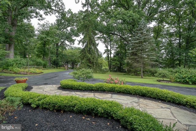 2608 CHARLESTOWN RD, Phoenixville, PA 19460