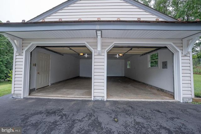 2608 CHARLESTOWN RD, Phoenixville, PA 19460