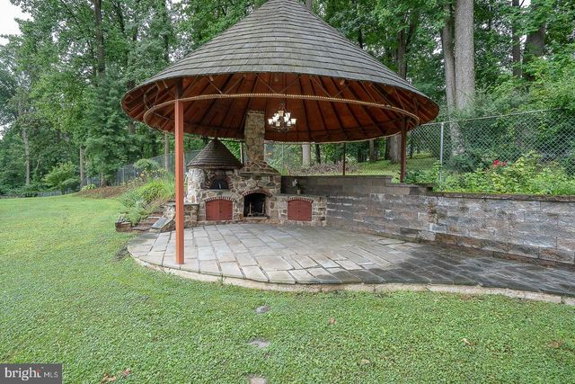 2608 CHARLESTOWN RD, Phoenixville, PA 19460